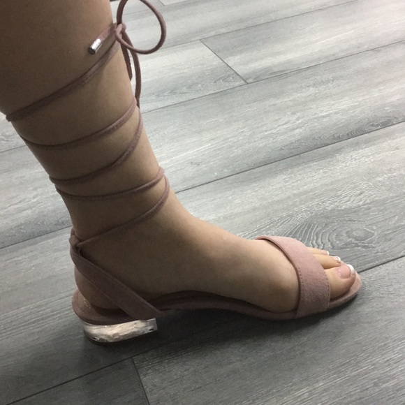 Steve Madden Shoes - Steve Madden tie up sandals